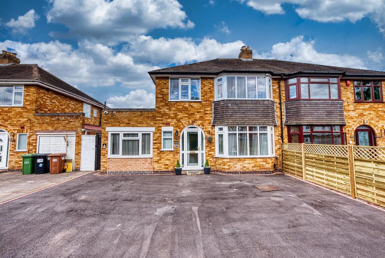 Elegant 5 Bed House - Sleeps 9, Central Solihull, Nec, Jlr, Hs2, Resorts World, Airport Business And Leisure Stays, ภายนอก รูปภาพ