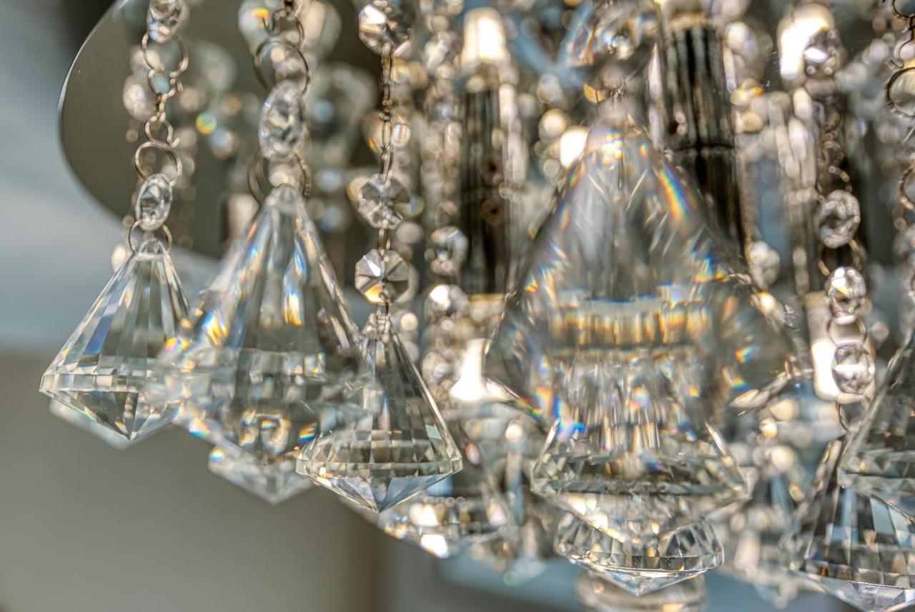 Elegant 5 Bed House - Sleeps 9, Central Solihull, Nec, Jlr, Hs2, Resorts World, Airport Business And Leisure Stays, ภายนอก รูปภาพ